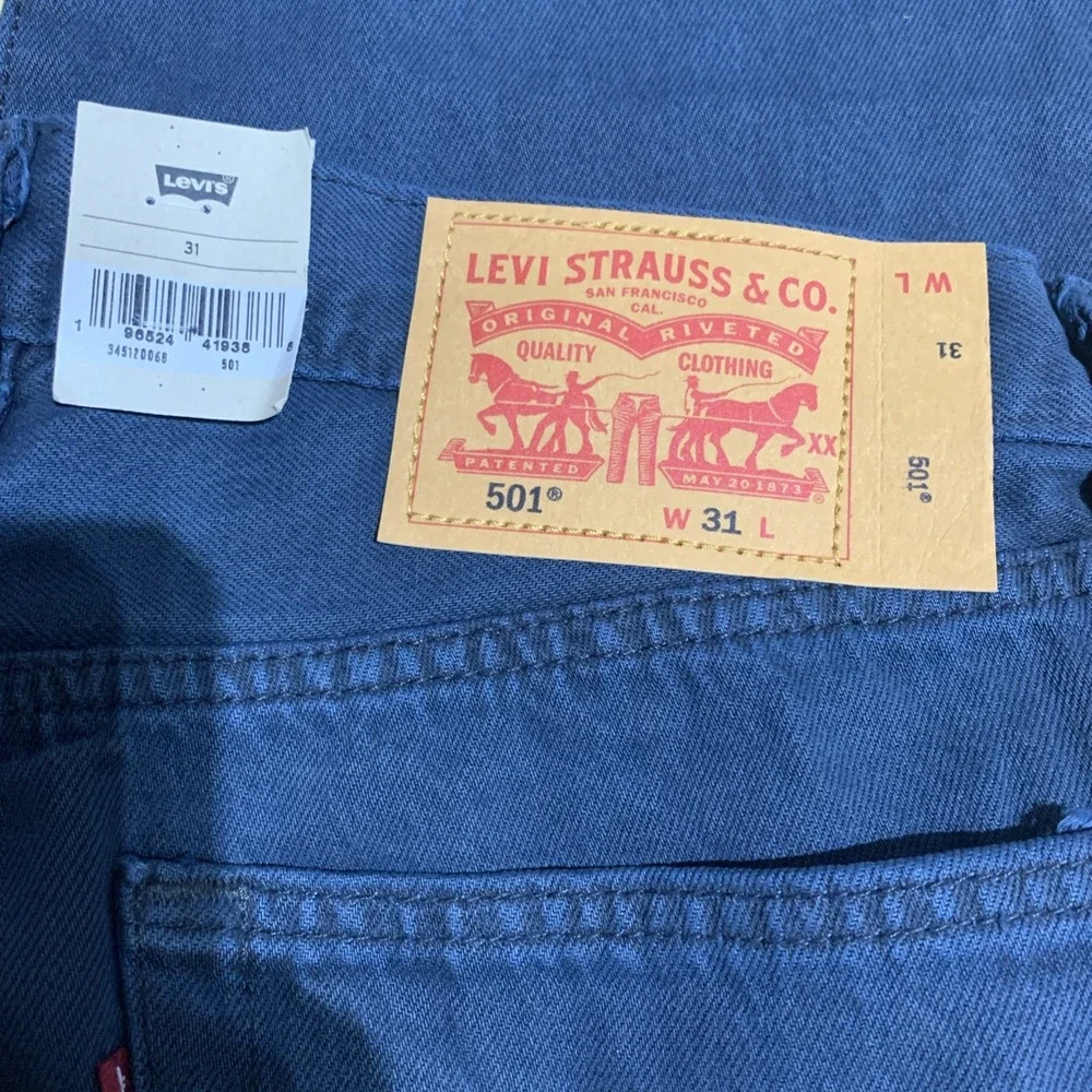 Levi's 501 Button Fly Blue Dark Cut Off‎ Shorts Mens  Size 31X12